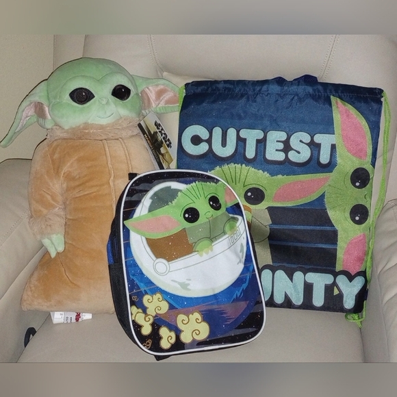 The Child Pillow Pet, Nylon Bag and Childs Back Pack - Picture 2 of 3